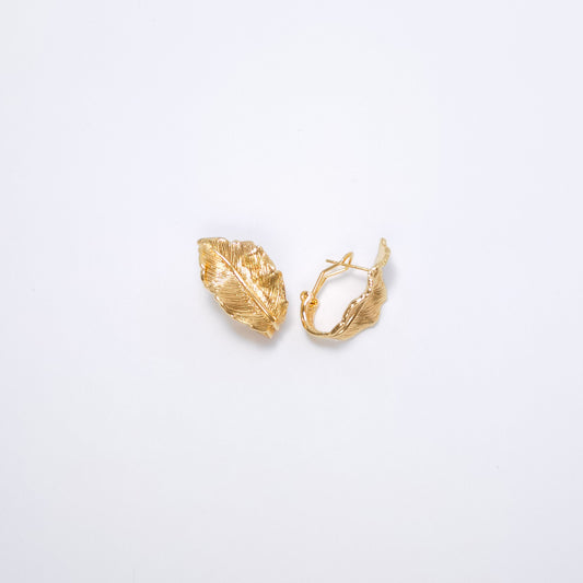 Vintage Gold Leaf Brushed Ear Buckle