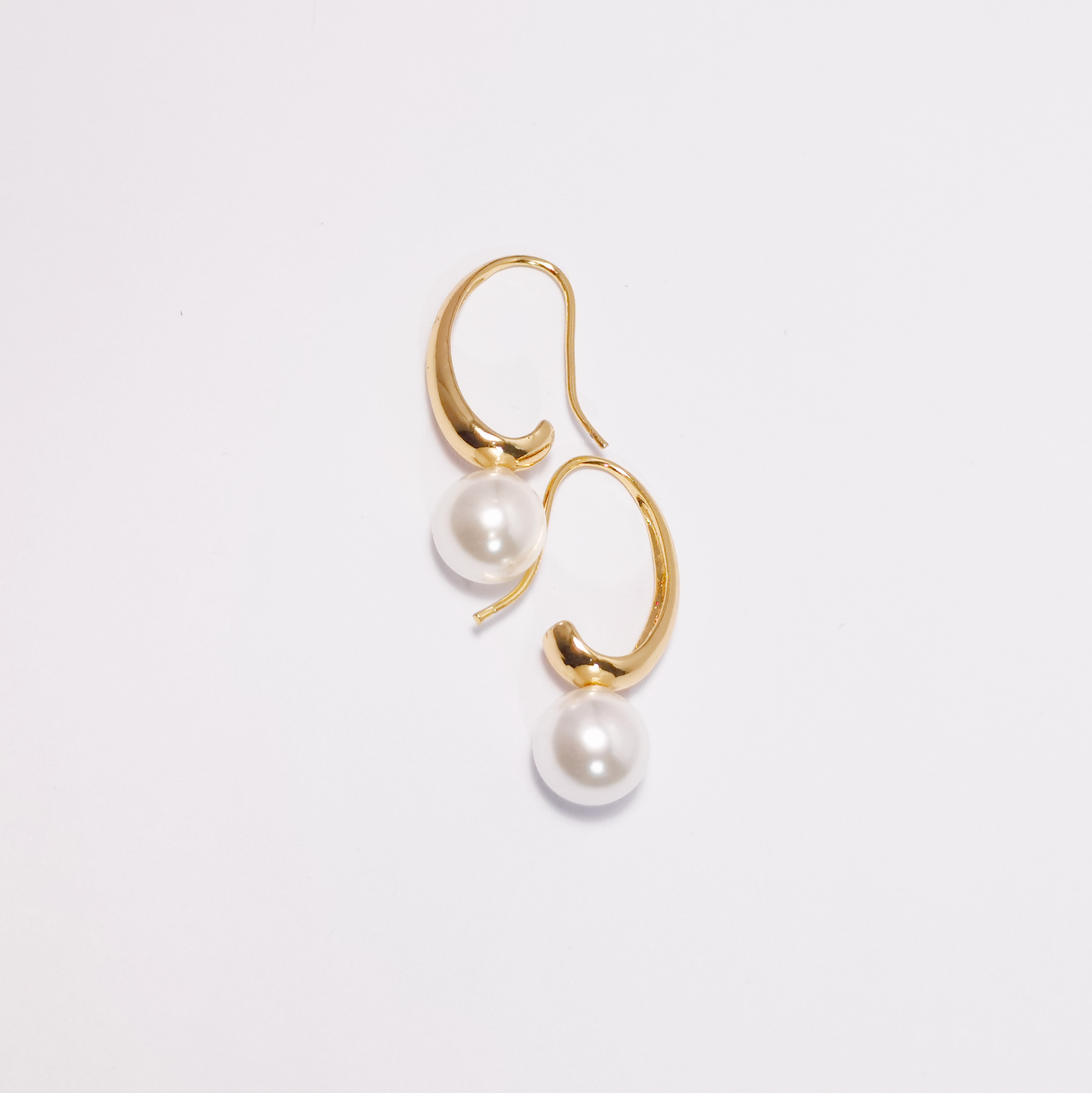 Literary Retro Style Pearl Drop Gold Earrings