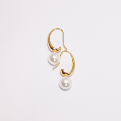 Literary Retro Style Pearl Drop Gold Earrings