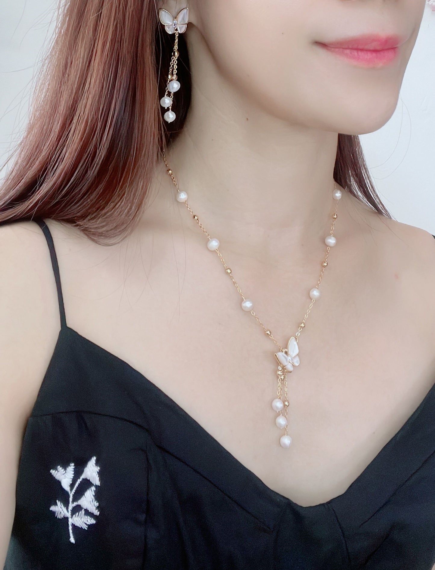 Freshwater Pearl Drop Charm Choker Necklace