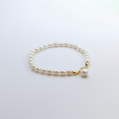 Light Luxury Pearl Bracelet