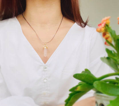 Snake Chain Charm Choker Necklace with Clear Quartz